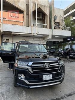 تويوتا لاندكروزر